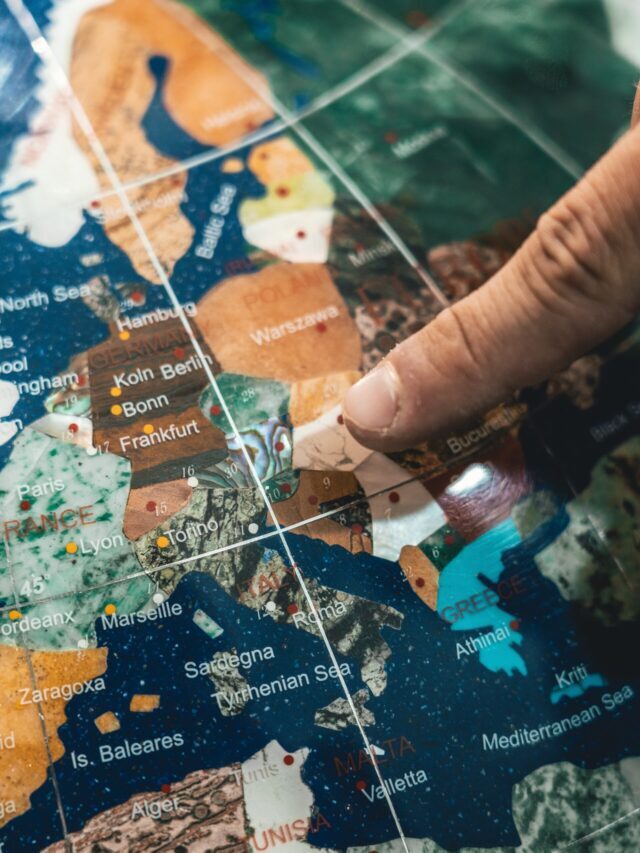 10 most famous countries of the world which are favorite of tourists